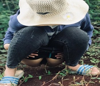 Cô gái Tây Nguyên thích khoe hàng trên mạng